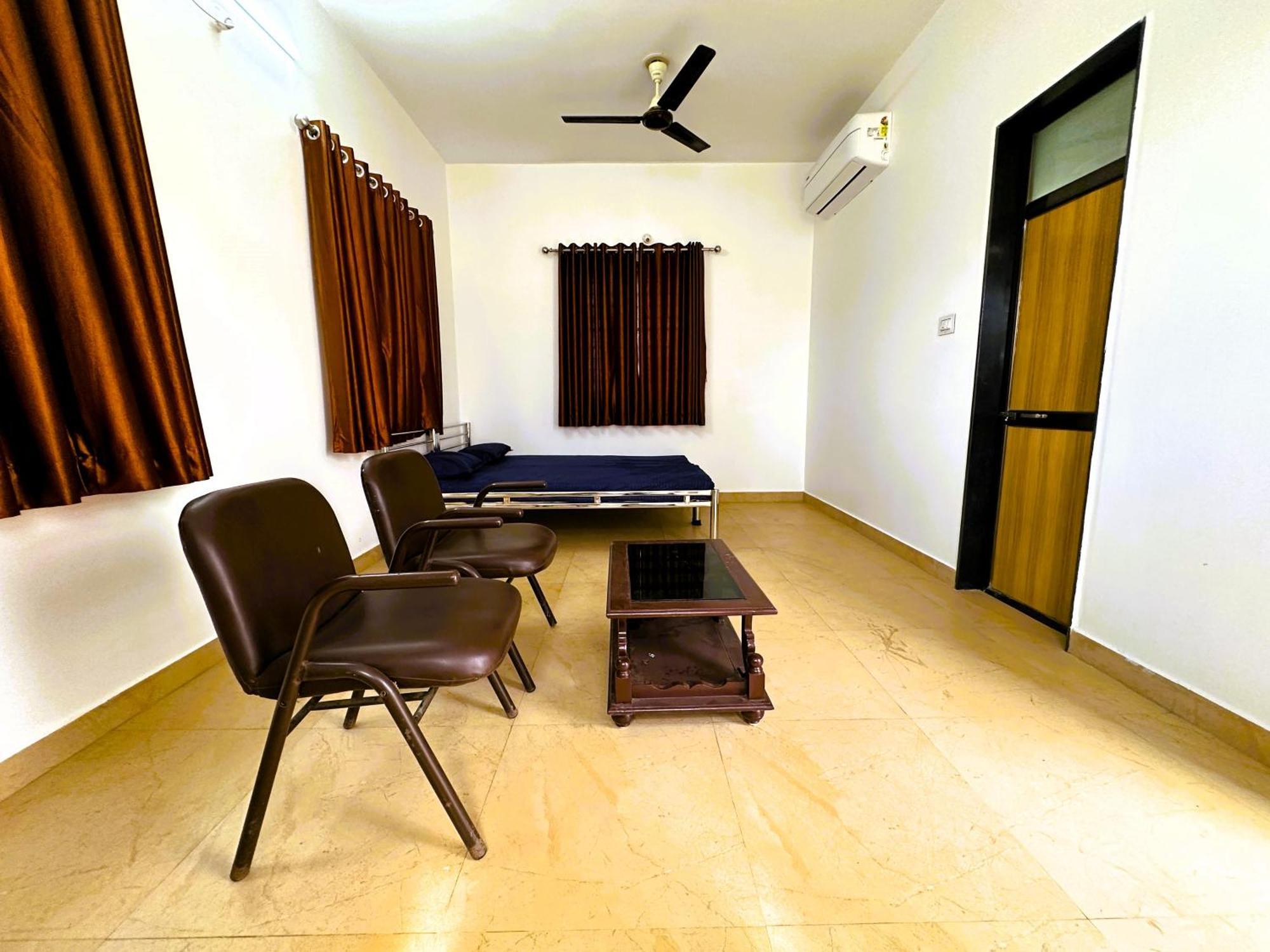 Hotel Ranjan Vadi Bhuj Exterior foto
